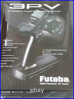 Futaba 3PV 3-Channel 2.4GHz FHSS/S-FHSS Radio System withR304SB Receiver FUTK3200