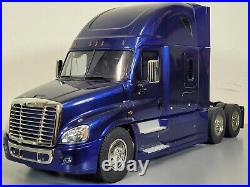 Tamiya R/C 1/14 Blue Freightliner Cascadia Truck+ MFC-01 LED Sound Unit +Futaba