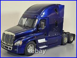 Tamiya R/C 1/14 Blue Freightliner Cascadia Truck+ MFC-01 LED Sound Unit +Futaba