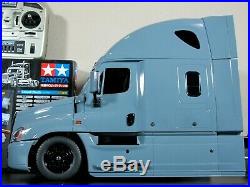 Tamiya R/C 1/14 Cascadia Freightliner Semi Truck + MFC-01 Unit Futaba + Hop Up