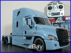 Tamiya R/C 1/14 Cascadia Freightliner Semi Truck + MFC-01 Unit Futaba + Hop Up