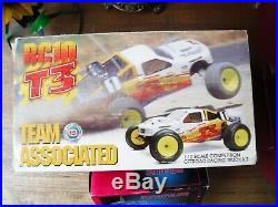 Team Associated RC10 T3 110 scale Competition offroad truck kit & Futaba Magnum