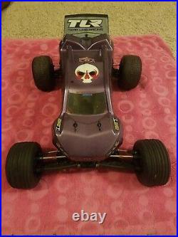 Team Losi 22t 2.0 Roller withnew futaba servo and new lipo battery